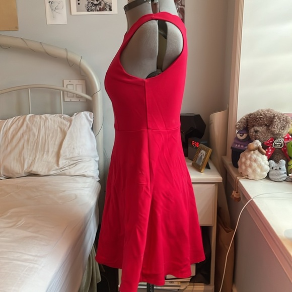 Flared Red Dress with Scallop Neckline - Picture 2 of 3
